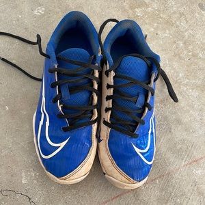 Nike kids baseball cleats